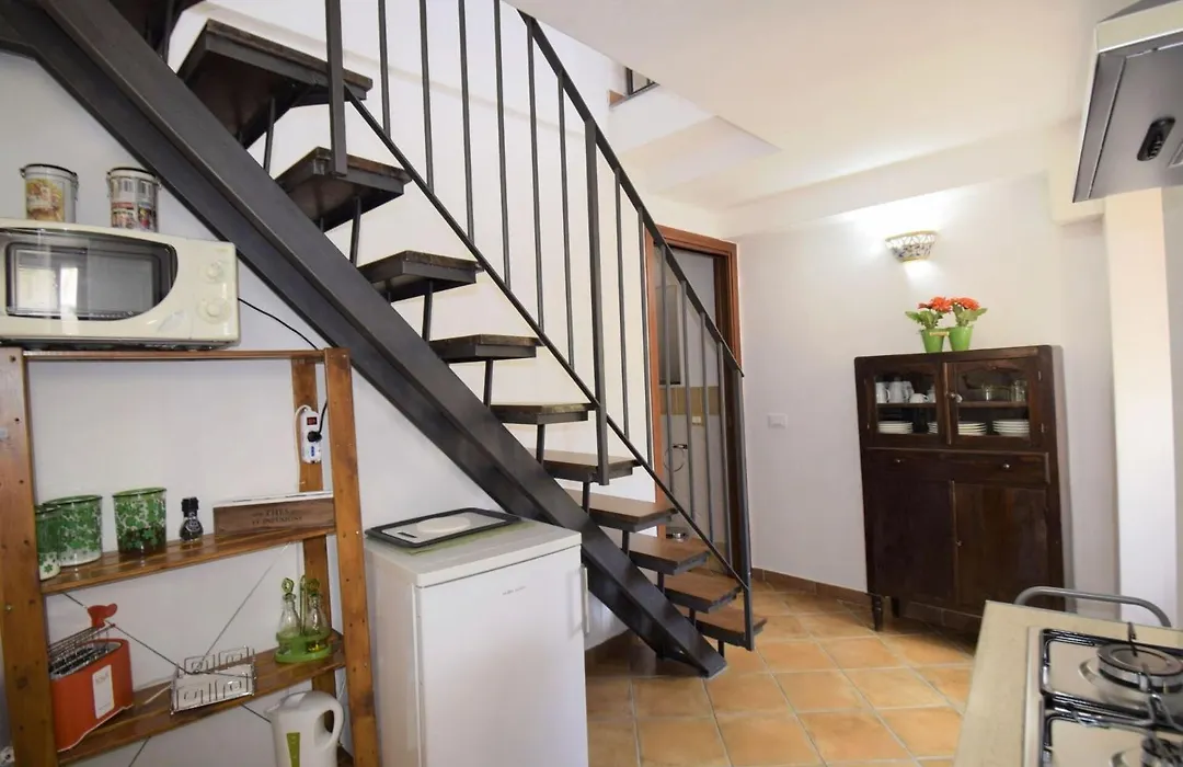 Vecchio Cortile Home Holidays-1